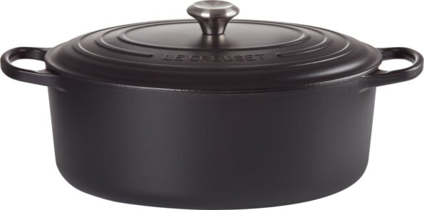 Le Creuset Signature ovális öntöttvas sütő-főzőedény, 35cm, 8,9 l, fekete Le Creuset Signature ovális öntöttvas sütő-főzőedény, 35cm, 8,9 l, fekete