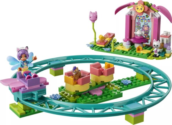 LEGO® Gabby babaháza, Tündéri hullámvasút és teázás LEGO® Gabby babaháza, Tündéri hullámvasút és teázás