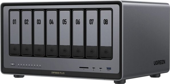 UGREEN NASync DXP8800 Plus 8 lemezes NAS