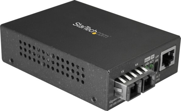 StarTech MCMGBSCMM055 Gigabit multimódusú SC médiakonverter
