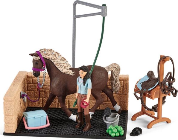 Schleich Horse Club, Mosóhely, Emily és Luna