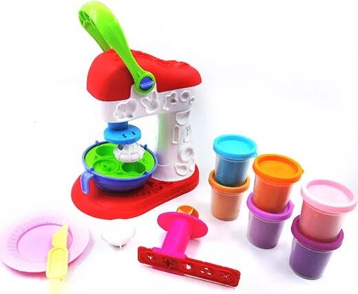 Desszertkészítő gyurmaszett konyhai robotgéppel Desszertkészítő gyurmaszett konyhai robotgéppel