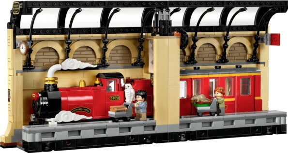 LEGO® Harry Potter™, Könyvkuckó, Roxfort™ expressz