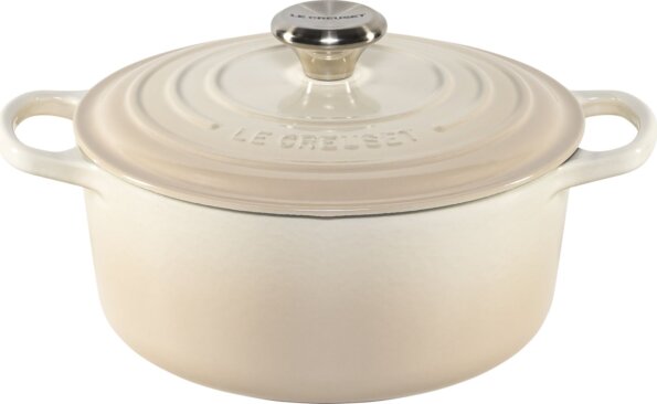 Le Creuset Signature kerek öntöttvas sütő-főzőedény, 24cm, 4,2 l, habcsók Le Creuset Signature kerek öntöttvas sütő-főzőedény, 24cm, 4,2 l, habcsók