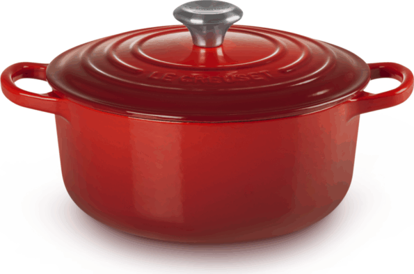 Le Creuset Signature kerek öntöttvas sütő-főzőedény, 20cm, 2,4 l, cseresznyepiros Le Creuset Signature kerek öntöttvas sütő-főzőedény, 20cm, 2,4 l, cseresznyepiros