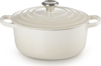 Le Creuset Signature kerek öntöttvas sütő-főzőedény, 20cm, 2,4 l, habcsók