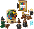 LEGO® Harry Potter, Roxfort™ kastély, A Teszlek Süveg kiválasztási ceremóniája