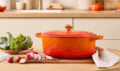 Le Creuset Signature ovális öntöttvas sütő-főzőedény, 35cm, 8,9 l, vulkán