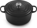 Le Creuset Signature kerek öntöttvas sütő-főzőedény, 28cm, 6,7 l, fekete