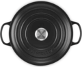 Le Creuset Signature kerek öntöttvas sütő-főzőedény, 28cm, 6,7 l, fekete
