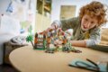 LEGO® Jurassic World™, Menekülés a spinosaurus elől