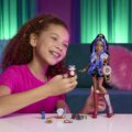 Monster High baba, Robecca
