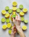 Joseph Joseph JuiceMax kézi citrusprés, sárga