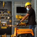Dewalt DWE4579 sarokcsiszoló, 2600W