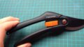 Fiskars SingleStep™ P26 metszőolló