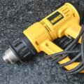 Dewalt D26414 hőlégfúvó, 2000W