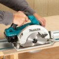 Makita DHS782 kézi Akkus körfűrész, Akkuval