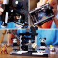 LEGO® Disney™, Kamera Walt Disney tiszteletére