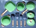Konyhai edény szett, fém, zöld