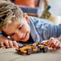 LEGO® City, F1®-es pilóta McLaren versenyautóval