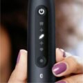 Oral-B iO Series 5N Matt Black elektromos fogkefe, Fekete