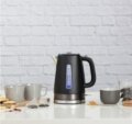Russell Hobbs Matte Black 26140-70 vízforraló, 1,7 l