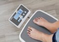 Kern MPC 250K100M digitális személymérleg, szürke-fehér