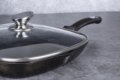 Berlinger Haus BH/6612 Metallic Line Shiny Black Edition grill serpenyő fedővel, 28cm