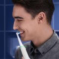 Oral-B iO Series 6 White elektromos fogkefe, Fehér