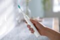 Philips Sonicare 2100 Series elektromos fogkefe, Fehér