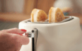 Russell Hobbs Hanley 28650-56 kenyérpirító, 2 szeletes, bézs