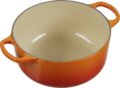 Le Creuset Signature kerek öntöttvas sütő-főzőedény, 20cm, 2,4 l, vulkán